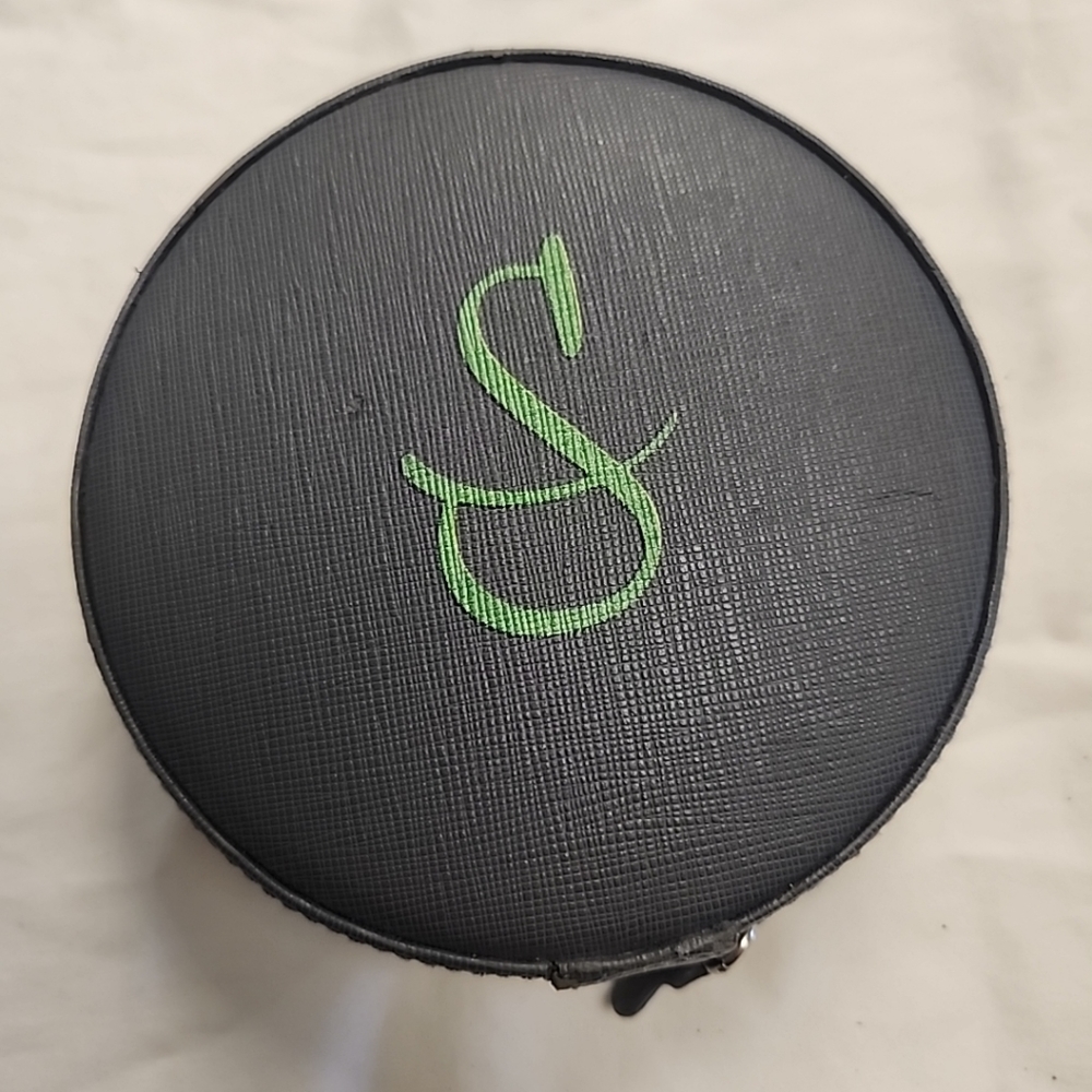 MARK & GRAHAM Gray Green "S" ROUND TRAVEL JEWELRY CASE 4.75W X 1.5H Multi Pocket